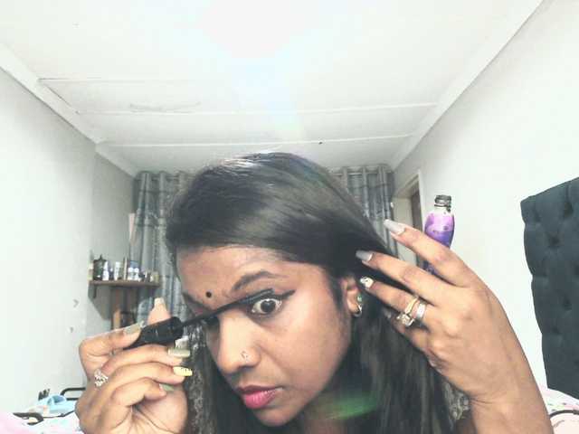 Indianmayaxoxo webcam