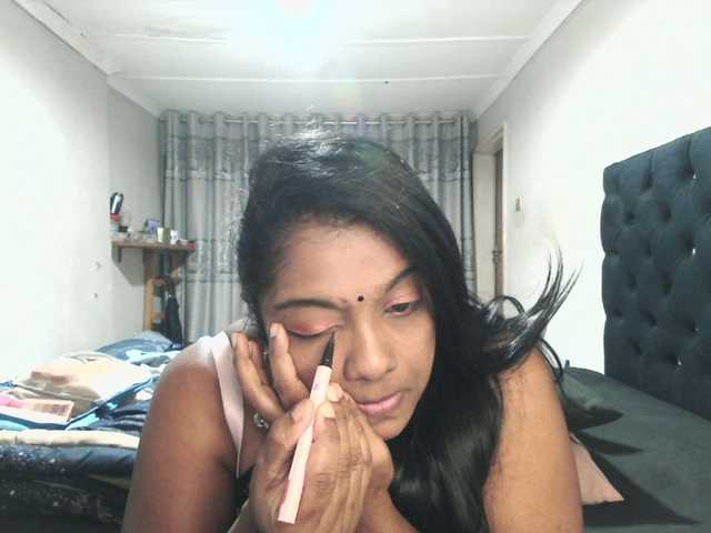 Indianmayaxoxo live cam
