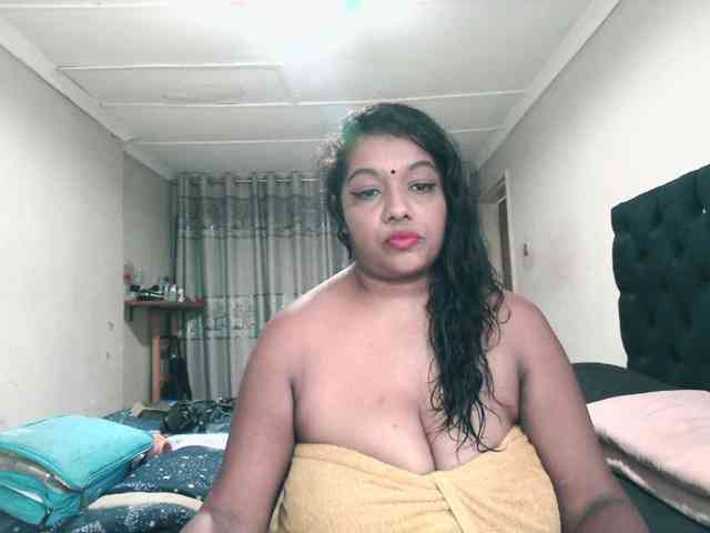 Indianmayaxoxo webcam