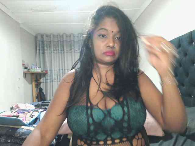 Indianmayaxoxo webcam