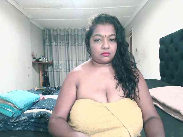 Indianmayaxoxo webcam