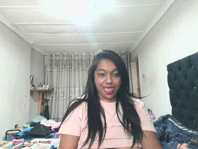 Indianmayaxoxo webcam