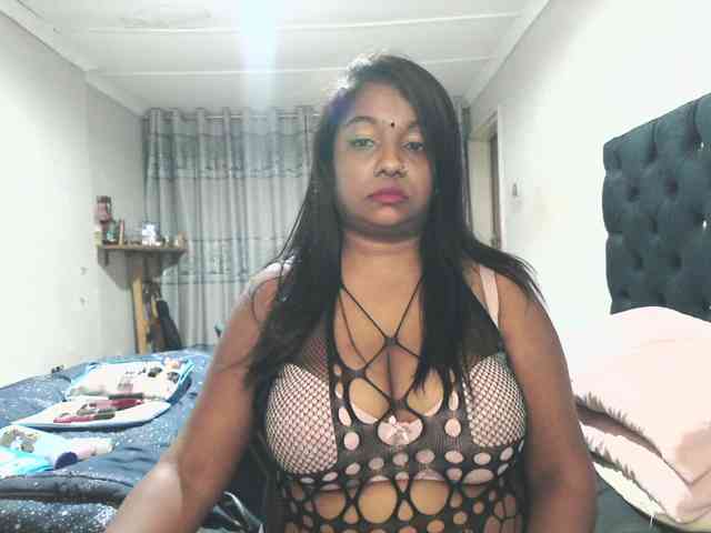 Indianmayaxoxo webcam