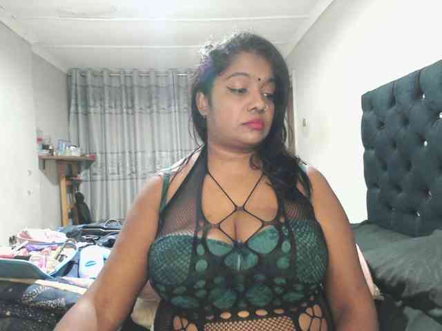 Indianmayaxoxo webcam