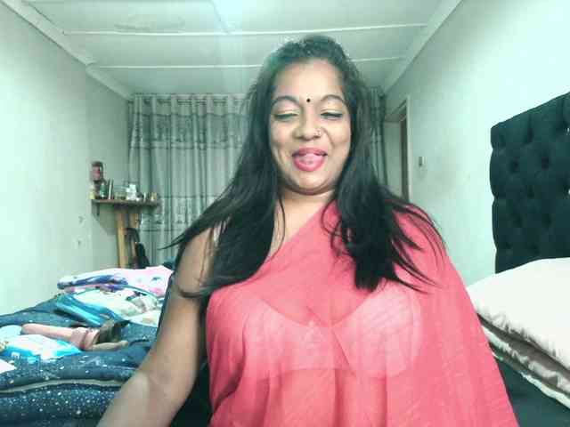 Indianmayaxoxo webcam