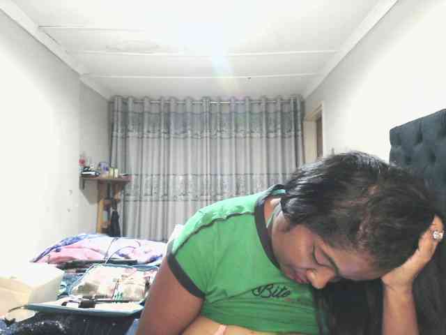 Indianmayaxoxo webcam