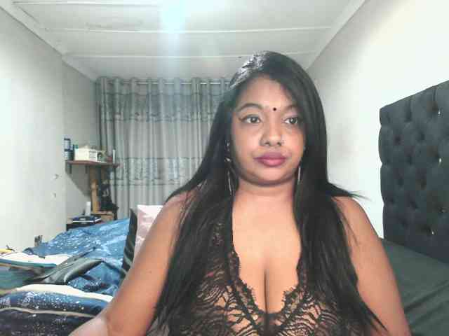 Indianmayaxoxo webcam