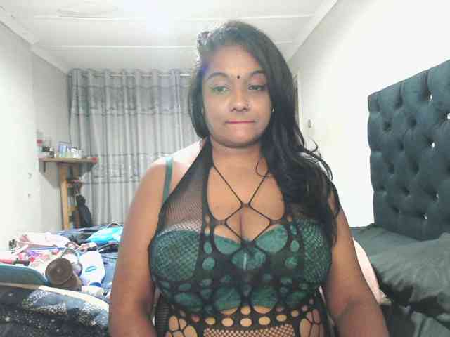 Indianmayaxoxo webcam