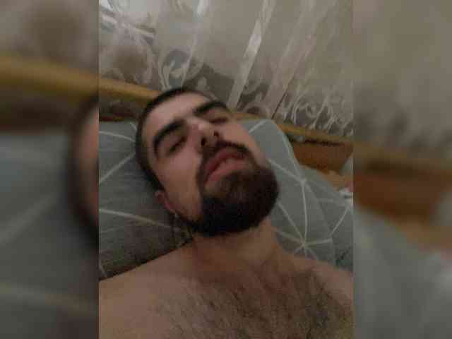 Makc000002003