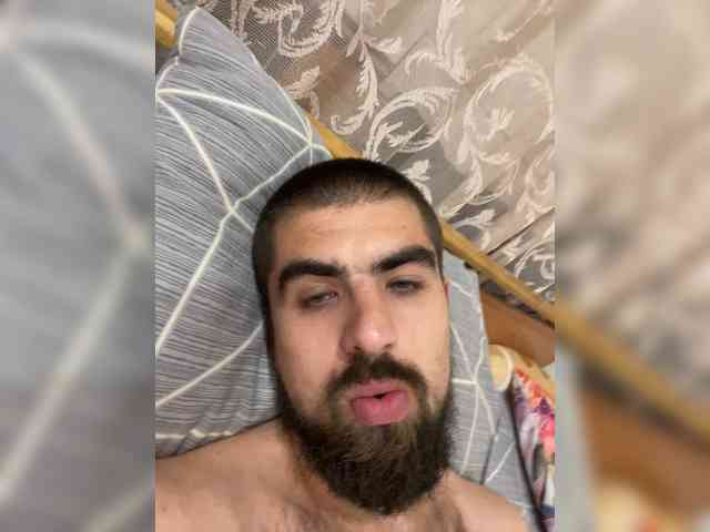 Makc000002003