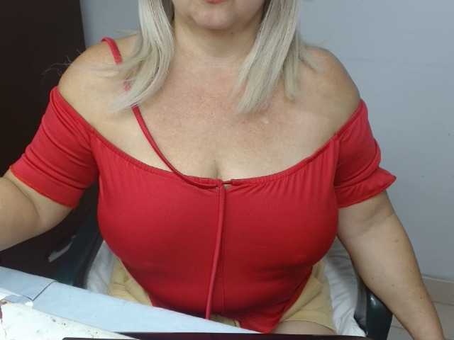 LolytaWOMAN live cam on BongaCams
