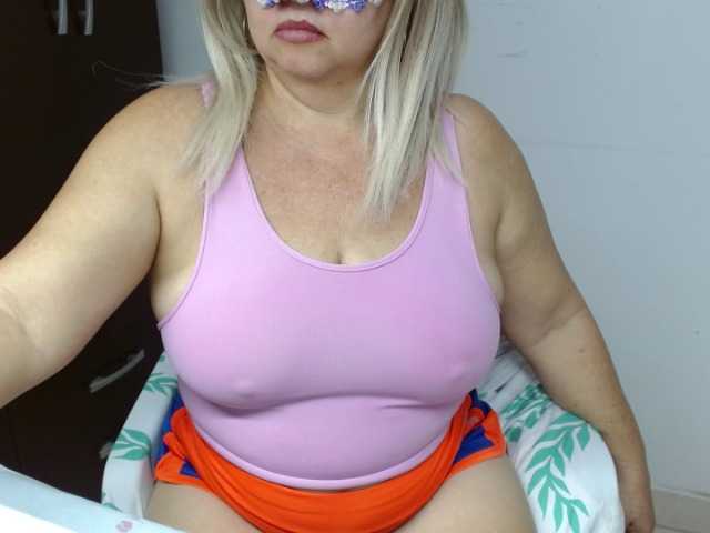 LolytaWOMAN live cam on BongaCams