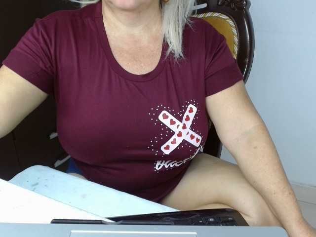 LolytaWOMAN live cam on BongaCams