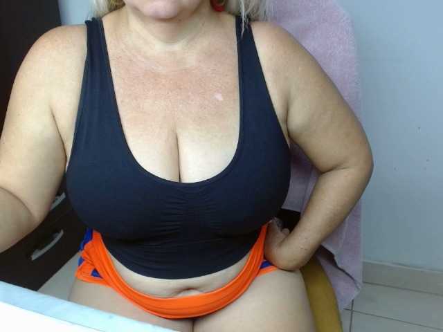 LolytaWOMAN webcam bongacams model stream image