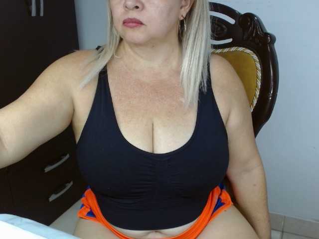LolytaWOMAN live cam on BongaCams