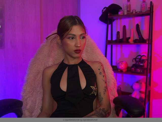 MissKorrah live cam on BongaCams