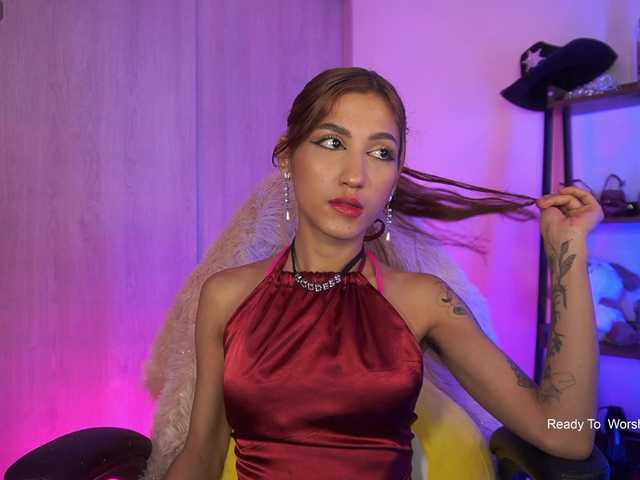 MissKorrah live cam on BongaCams