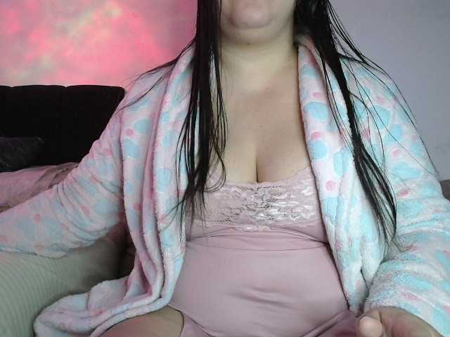 MiaSecret live cam on BongaCams
