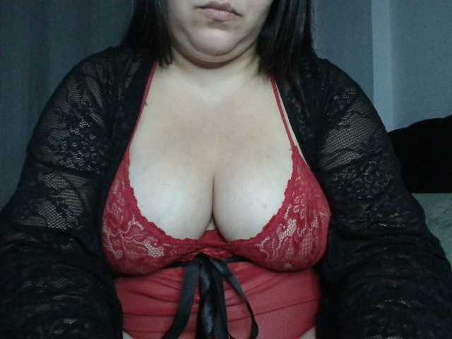 MiaSecret live cam on BongaCams