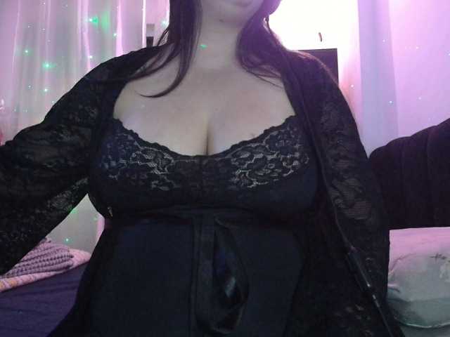 MiaSecret live cam on BongaCams