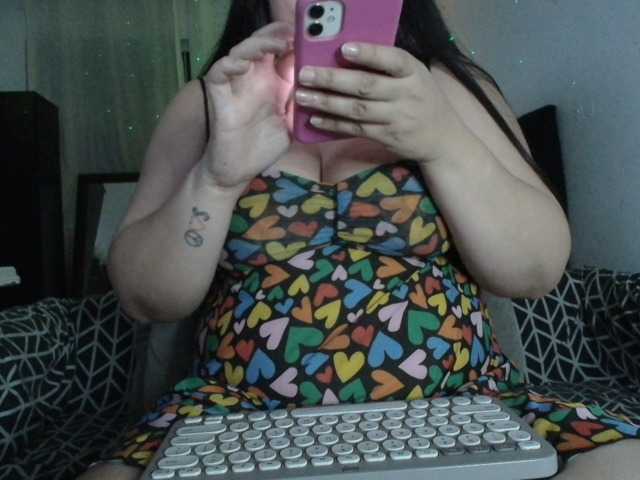 MiaSecret, en vivo ahora en BongaCams