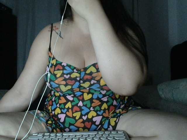 MiaSecret live webcam show