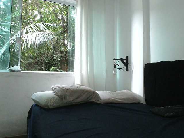 MiaSecret live cam on BongaCams