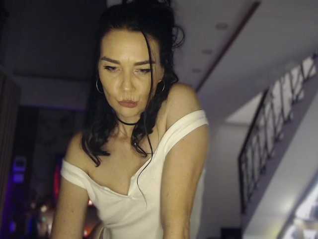GlamourGoddess live cam on BongaCams