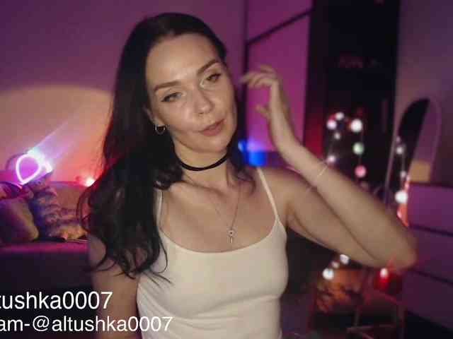 Altushka007 webcam