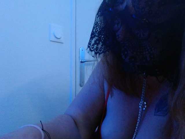 Petitoiseaucoquine live cam
