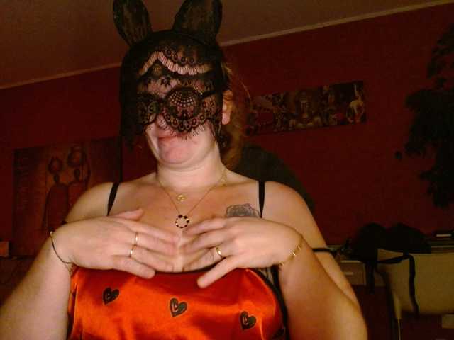 Petitoiseaucoquine live cam preview
