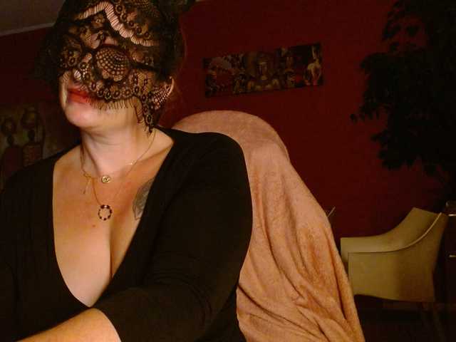 Petitoiseaucoquine live cam on BongaCams