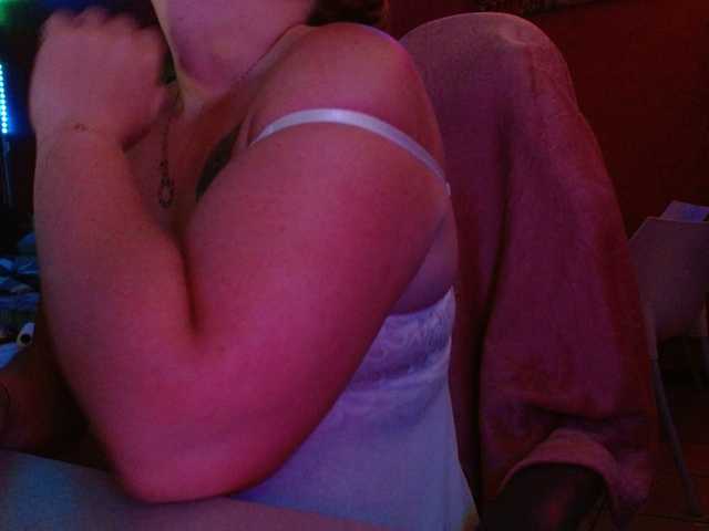 Petitoiseaucoquine live webcam show