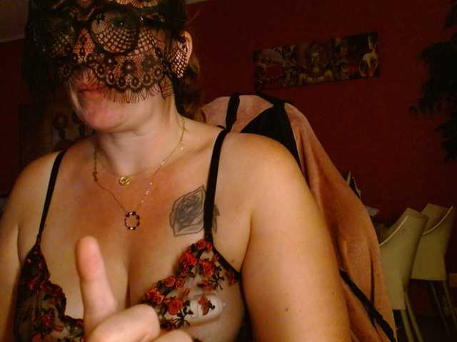 Petitoiseaucoquine live cam on BongaCams