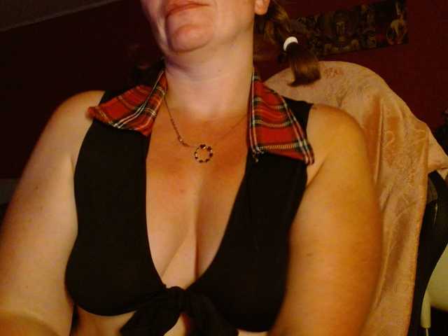 Petitoiseaucoquine live cam on BongaCams
