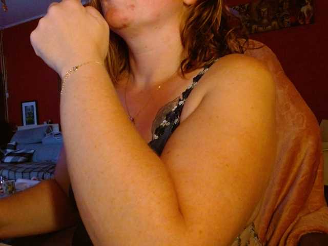 Petitoiseaucoquine live webcam show
