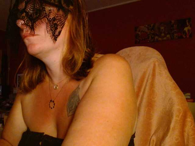 Petitoiseaucoquine live cam on BongaCams