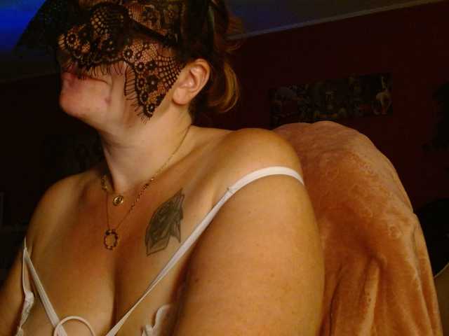 Petitoiseaucoquine live cam on BongaCams