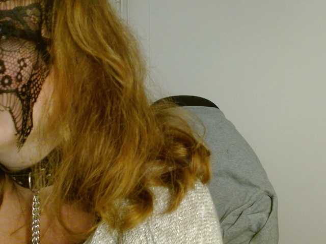 Camgirl Petitoiseaucoquine sur Bongacams