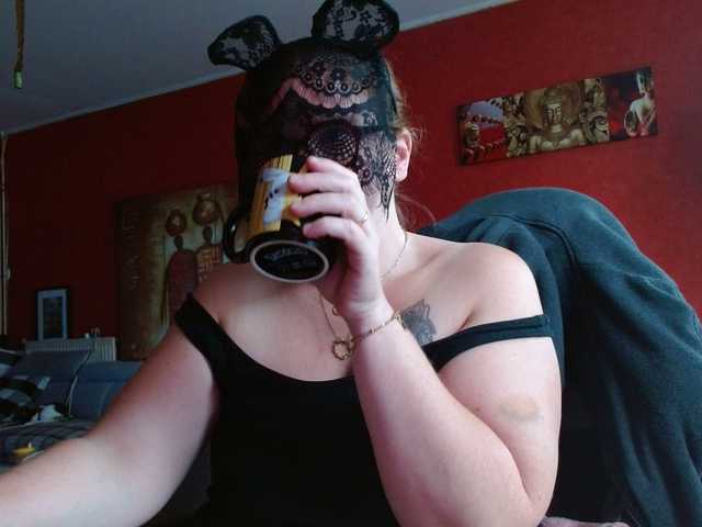 Petitoiseaucoquine live cam on BongaCams