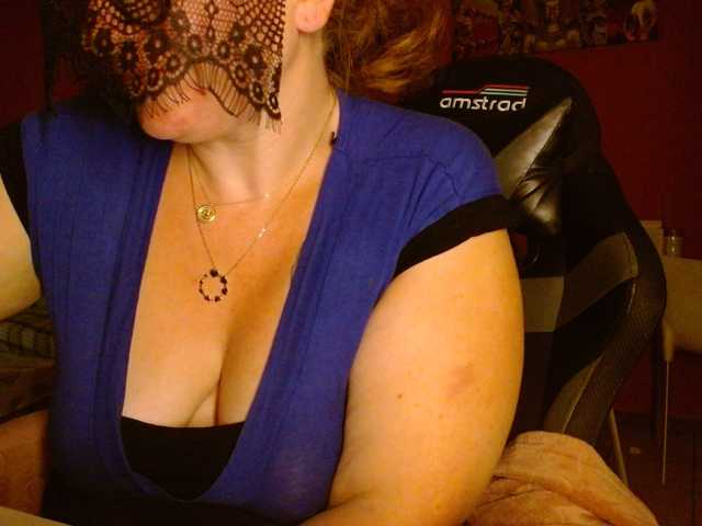 Petitoiseaucoquine live cam on BongaCams