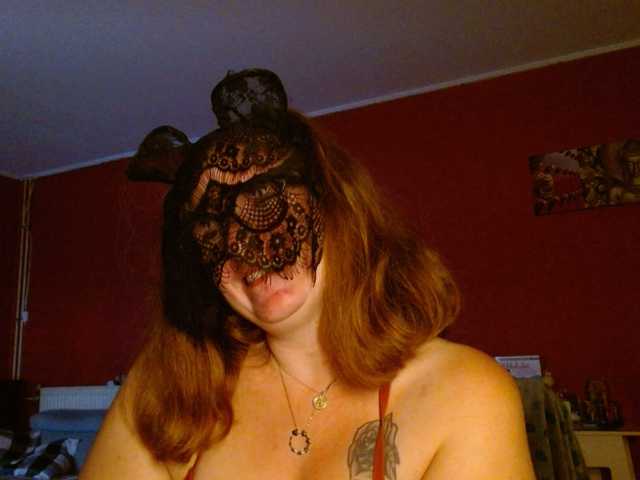 Petitoiseaucoquine live cam preview