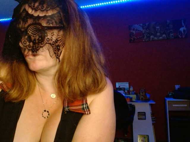 Petitoiseaucoquine live cam on BongaCams