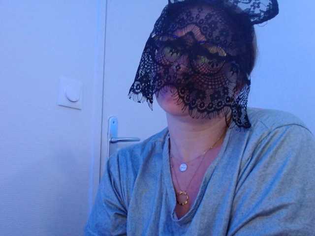 Petitoiseaucoquine live cam