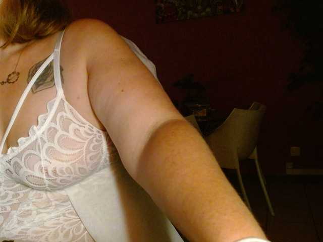 Petitoiseaucoquine live cam on BongaCams