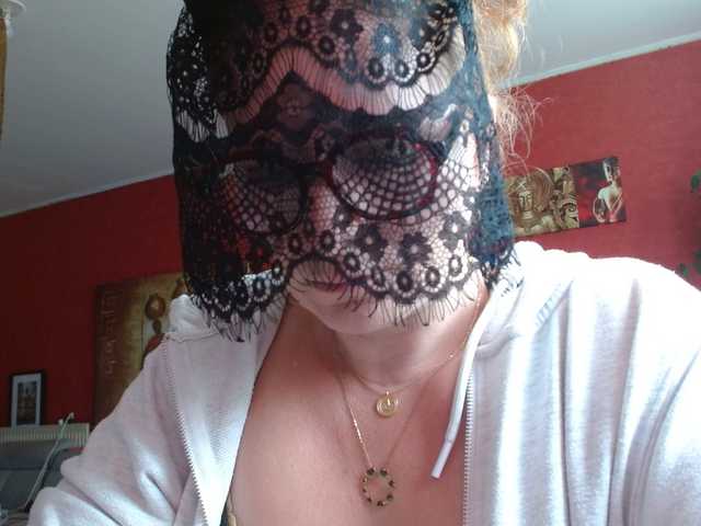 Petitoiseaucoquine live cam on BongaCams