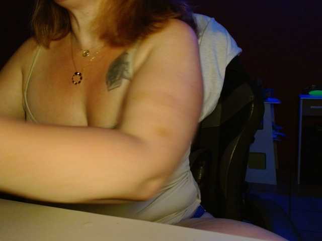 Petitoiseaucoquine live cam preview