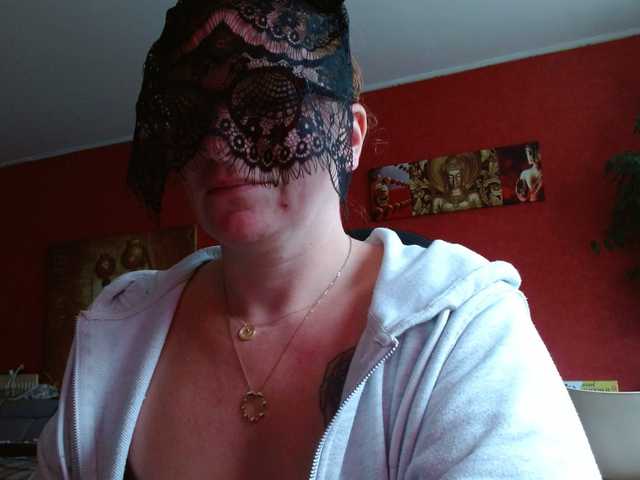 Petitoiseaucoquine live cam on BongaCams