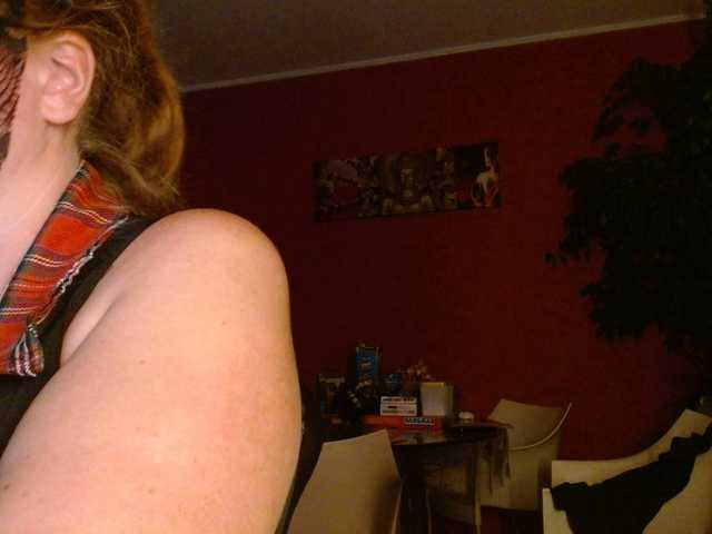 Petitoiseaucoquine live cam on BongaCams