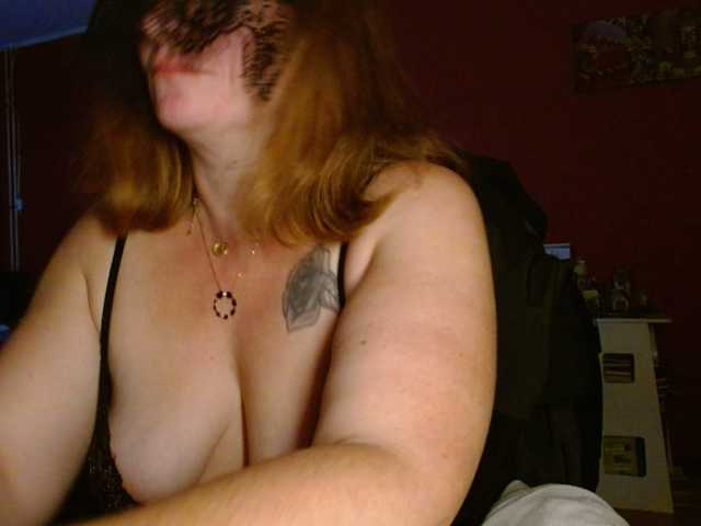 Petitoiseaucoquine live cam on BongaCams